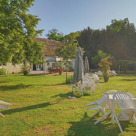 Отель Le Domaine De Jaugy Gievres Экстерьер фото
